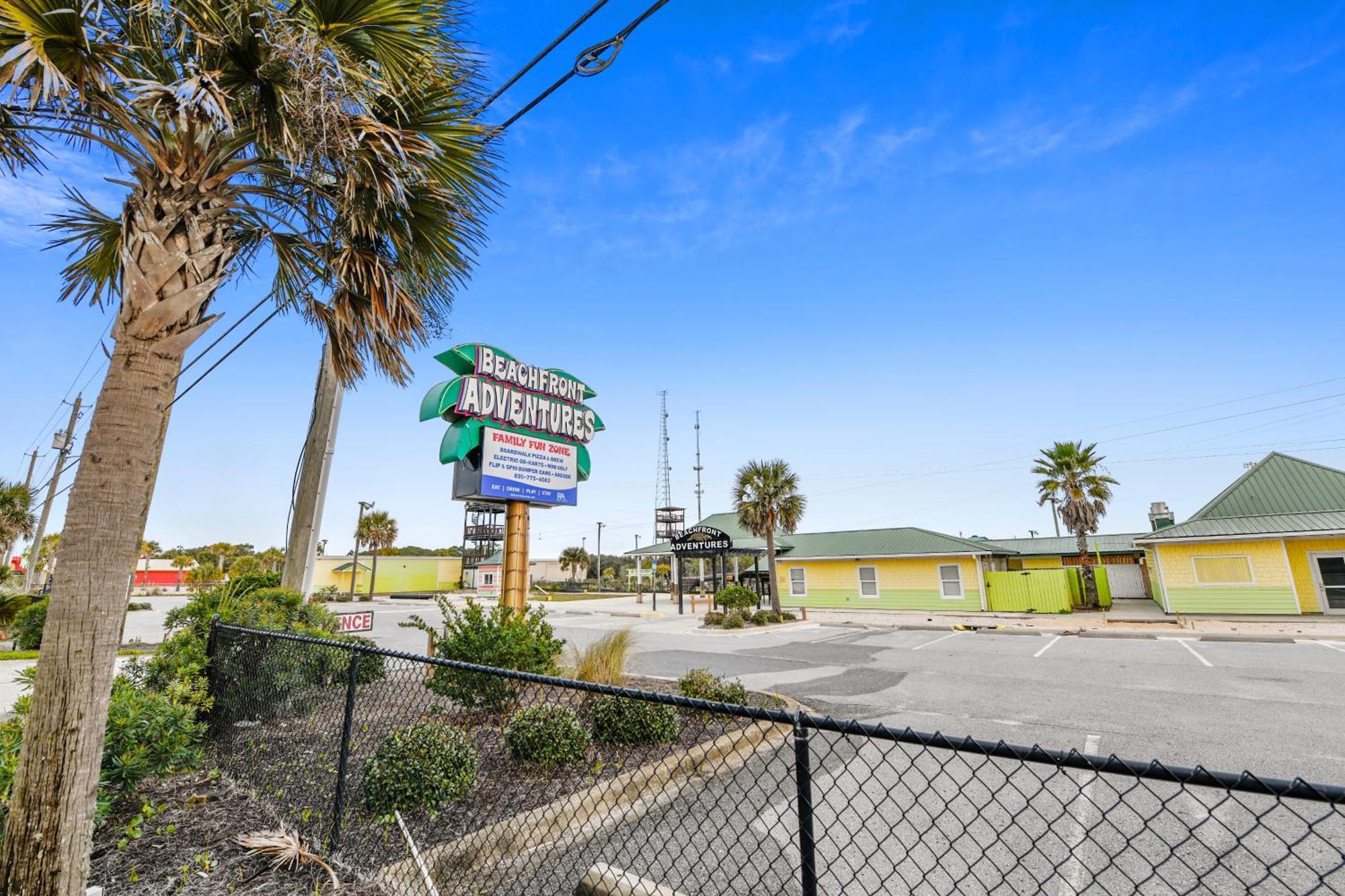 Tidewater #1704 By Book That Apartment